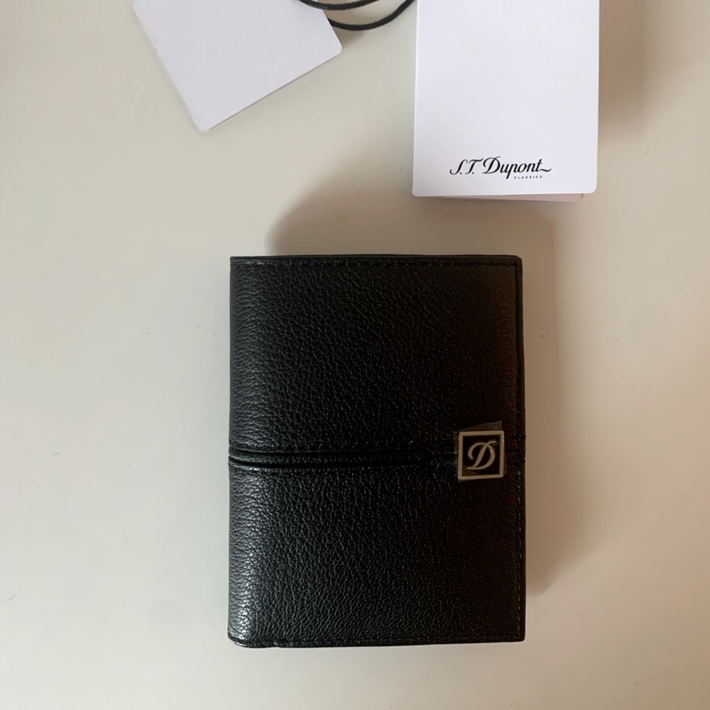 BNIB S.T. DuPont black leather wallet